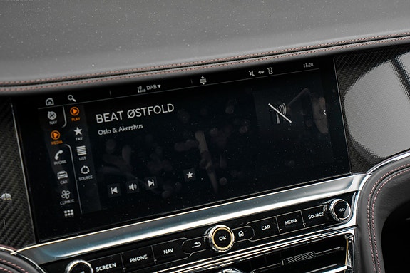 Bentley Flying Spur 27 of 30