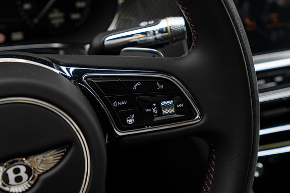 Bentley Flying Spur 23 of 30