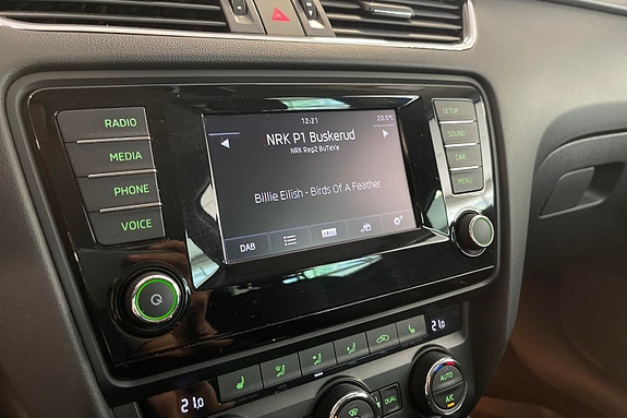 Skoda Octavia Scout 12 of 24
