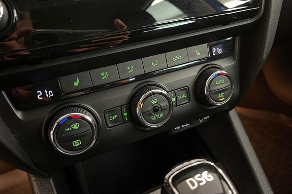 Skoda Octavia Scout 15 of 24