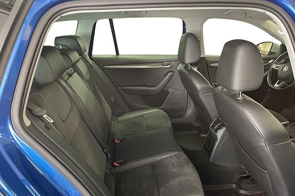 Skoda Octavia Scout 22 of 24