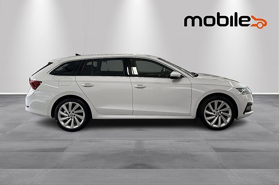 Skoda Octavia 2 of 24