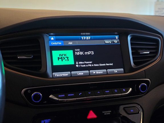 Hyundai IONIQ 26 of 30