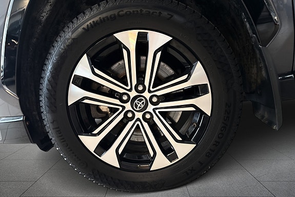 Toyota RAV4 Plug-in Hybrid 19 of 19