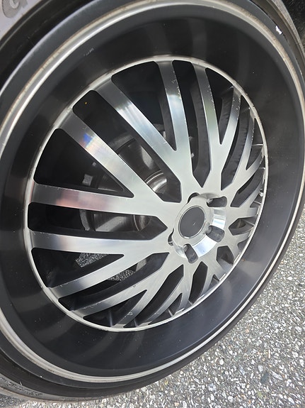 BMW 740d 19 of 30