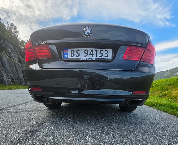 BMW 740d 15 of 30