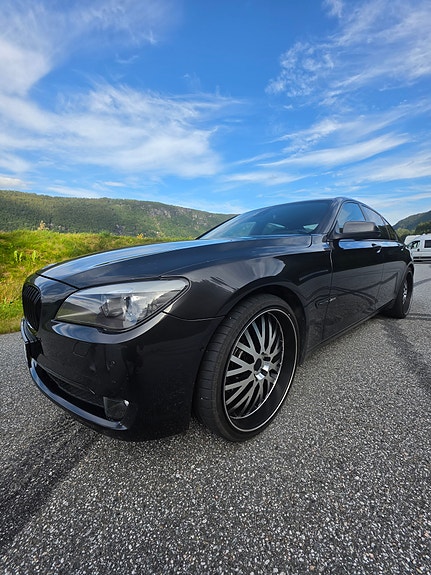 BMW 740d 20 of 30