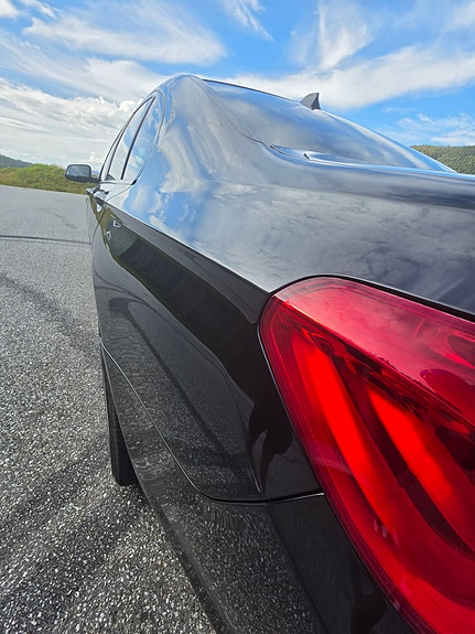 BMW 740d 17 of 30