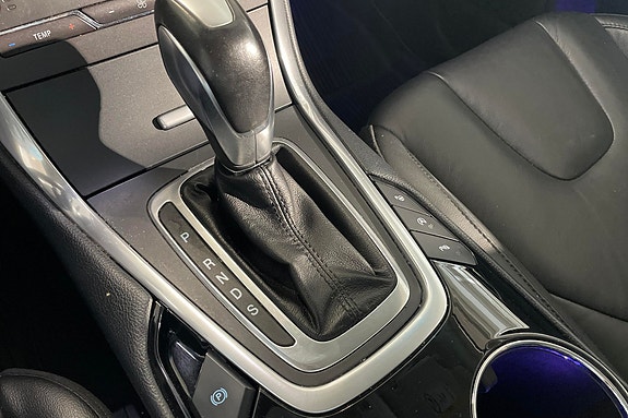 Ford Edge 22 of 26