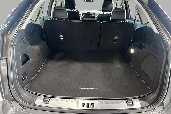 Ford Edge 18 of 26