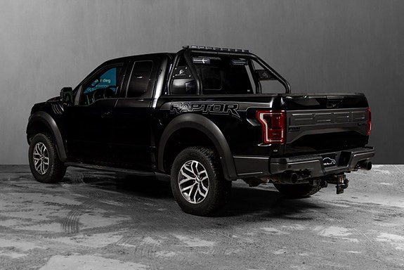 Ford F-150 8 of 30