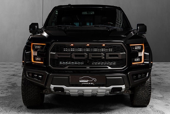 Ford F-150 4 of 30