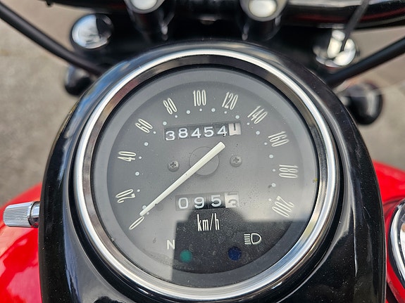 Kawasaki VN 800 Drifter 3 of 13