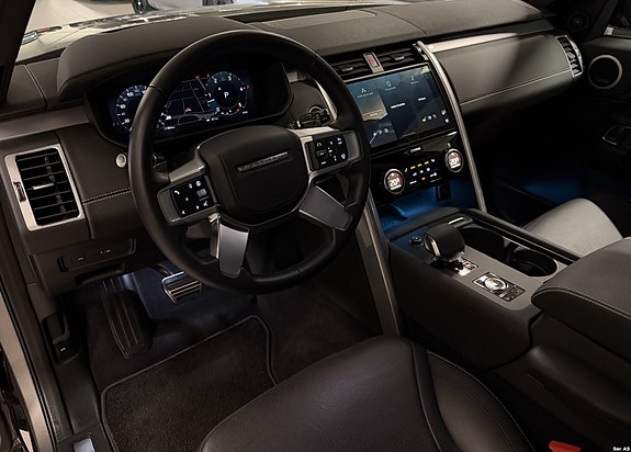 Land Rover Discovery 9 of 30