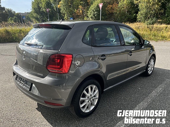 Volkswagen Polo 7 of 26