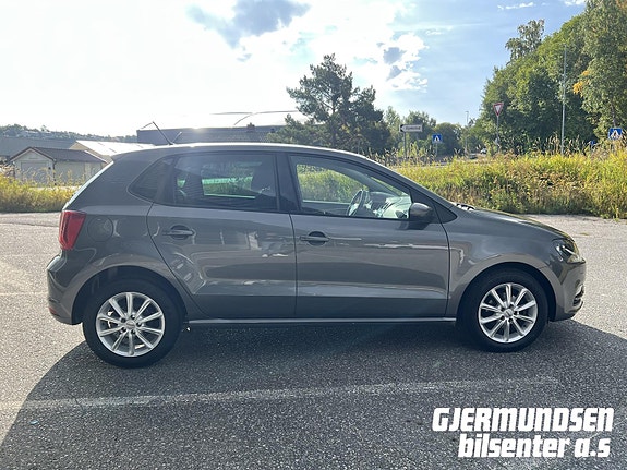 Volkswagen Polo 9 of 26