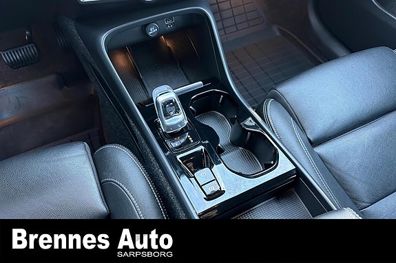Volvo XC40 20 of 25