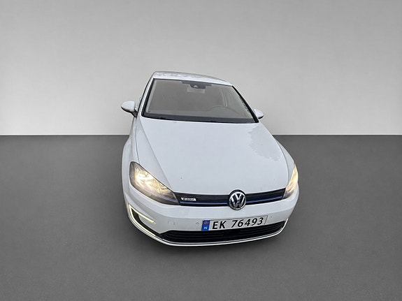 Volkswagen e-Golf VII 2 of 15