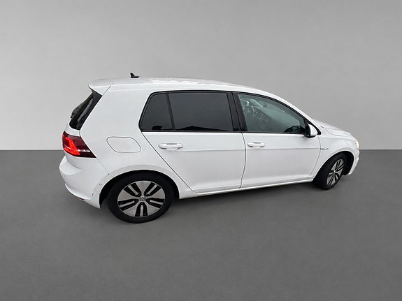 Volkswagen e-Golf VII 3 of 15