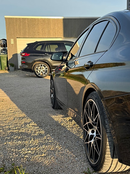 BMW 320d 8 of 20
