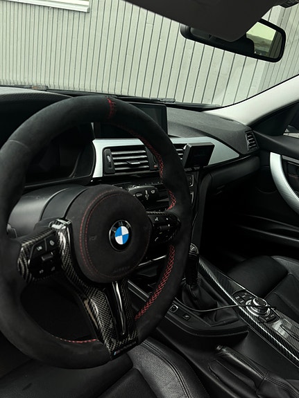 BMW 320d 14 of 20