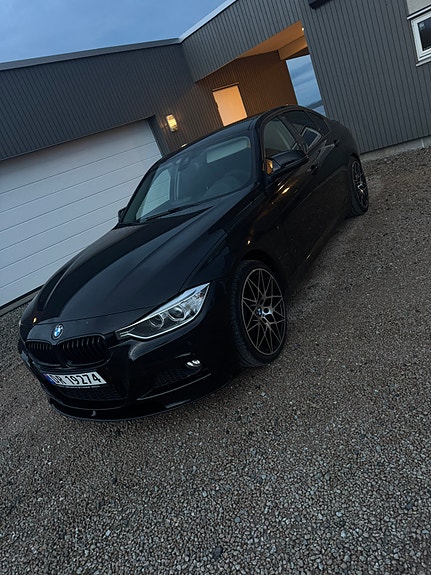 BMW 320d 5 of 20