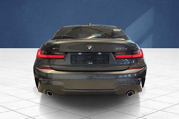 BMW 330e 4 of 20