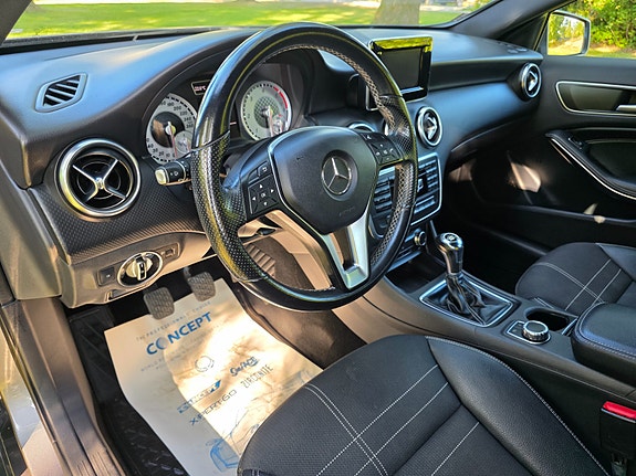 Mercedes-Benz 180 9 of 19