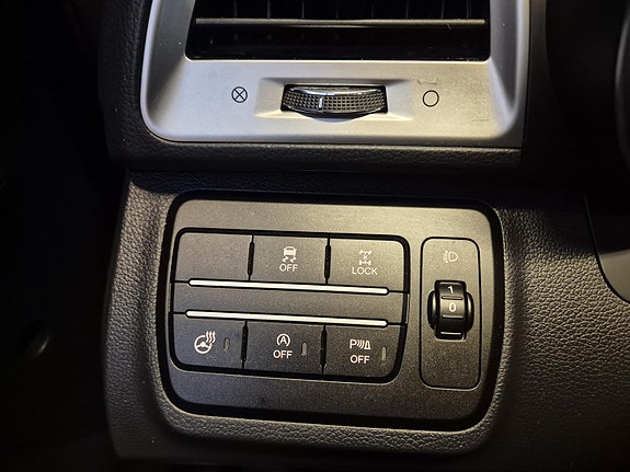 SsangYong Tivoli 13 of 25