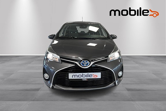 Toyota Yaris 18 of 24