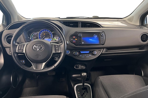 Toyota Yaris 6 of 24