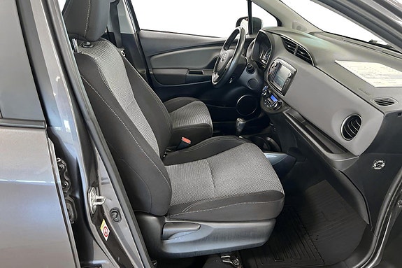 Toyota Yaris 23 of 24