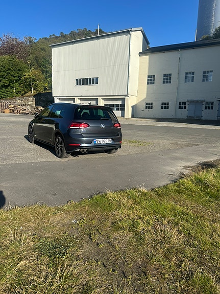 Volkswagen Golf VII 4 of 13