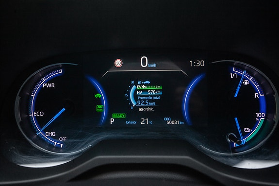 Toyota RAV4 Plug-in Hybrid 11 of 20