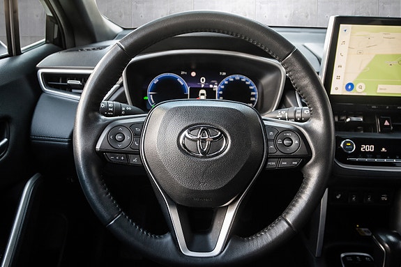 Toyota Corolla Cross 9 of 19