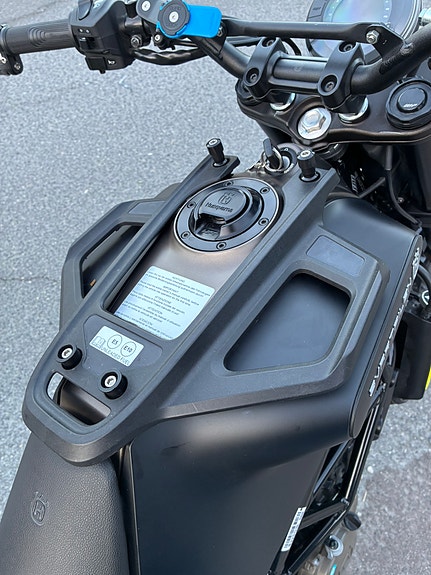 Husqvarna Svartpilen 125 13 of 19