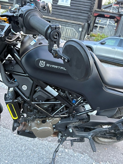 Husqvarna Svartpilen 125 11 of 19
