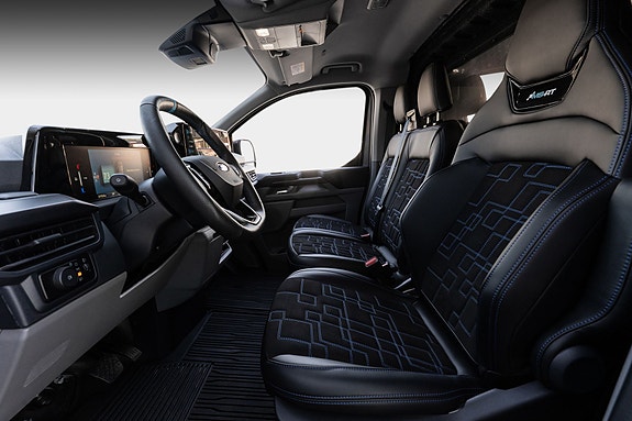 Ford Transit Custom 25 of 30