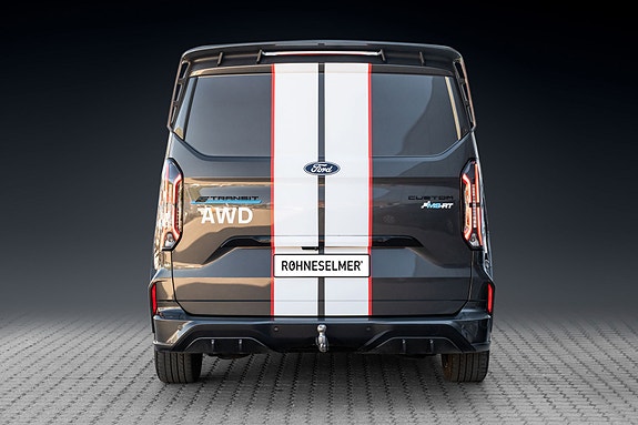 Ford Transit Custom 11 of 30
