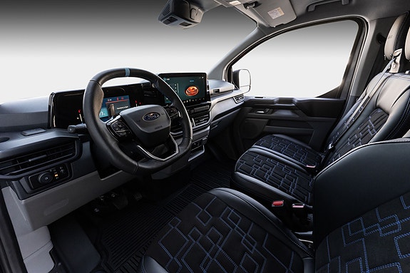 Ford Transit Custom 26 of 30