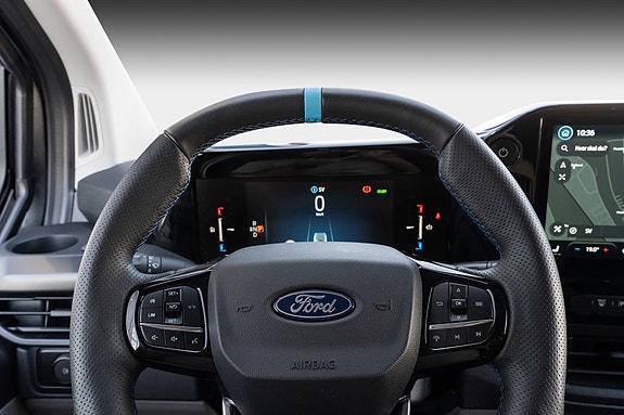 Ford Transit Custom 14 of 30