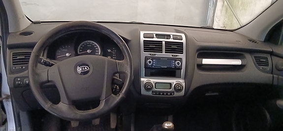 Kia Sportage 5 of 7