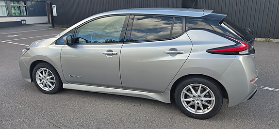 Nissan Leaf 15 of 17