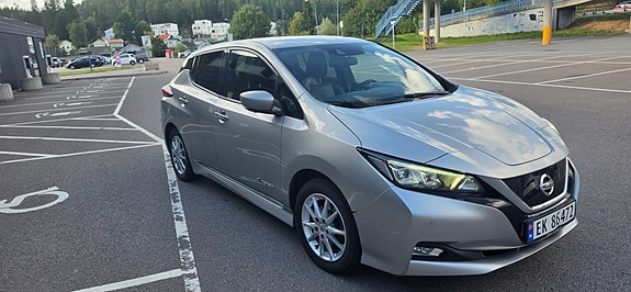 Nissan Leaf 14 of 17