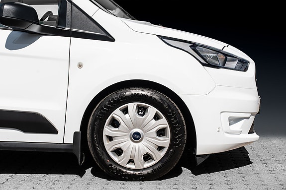Ford Transit Connect 5 of 23