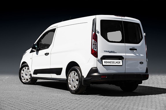 Ford Transit Connect 6 of 23