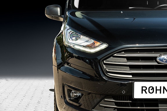 Ford Transit Connect 4 of 26
