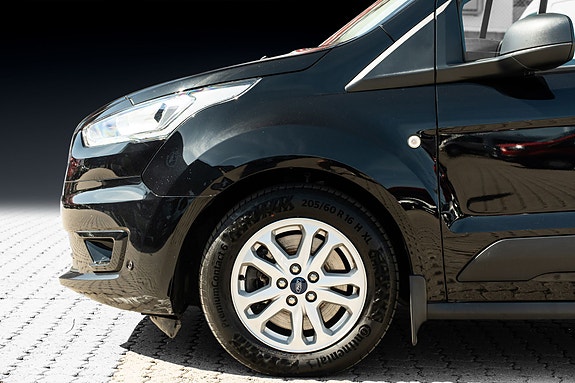 Ford Transit Connect 5 of 26