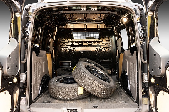 Ford Transit Connect 25 of 26