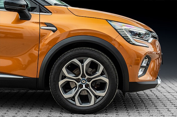 Renault Captur 5 of 26
